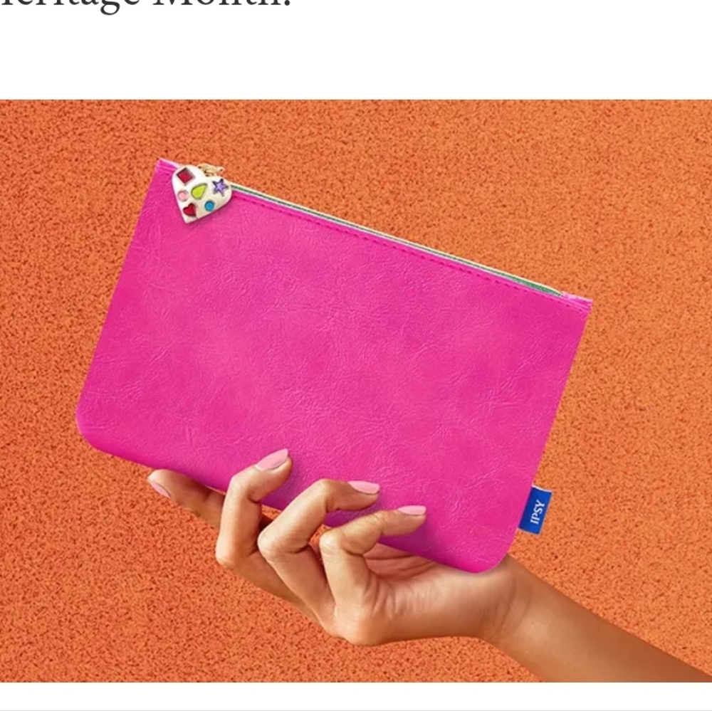 NWT IPSY SEPTEMBER 2025 GLAM BAG